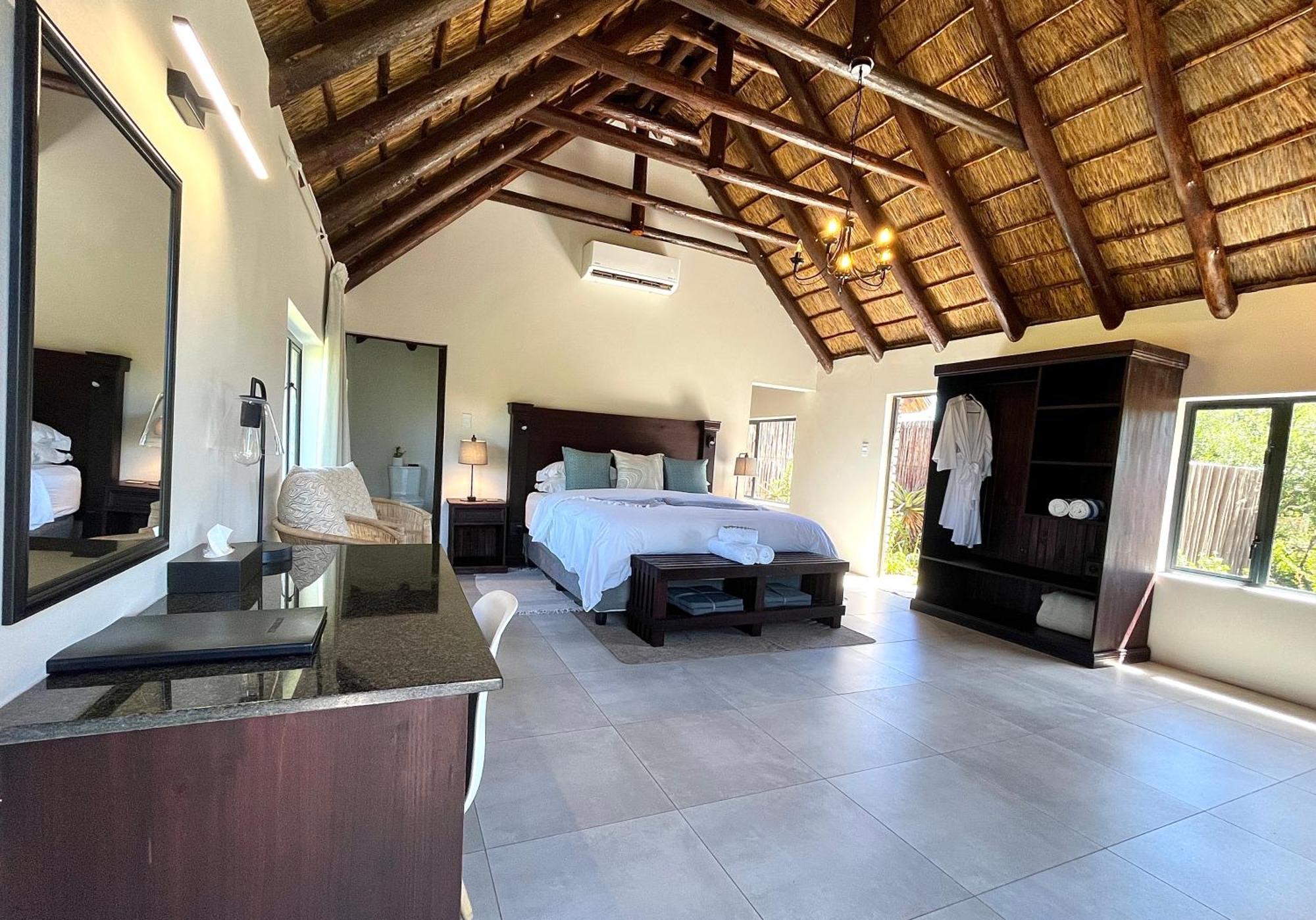 Charihandra Game Lodge Addo Exterior photo